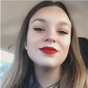 Bonjour je suis une jeunes lycéennes qui recherche un job pour cet été qui pourrais m’apprendre d’autre domaine . Je suis souriante serviable et à l’écoute